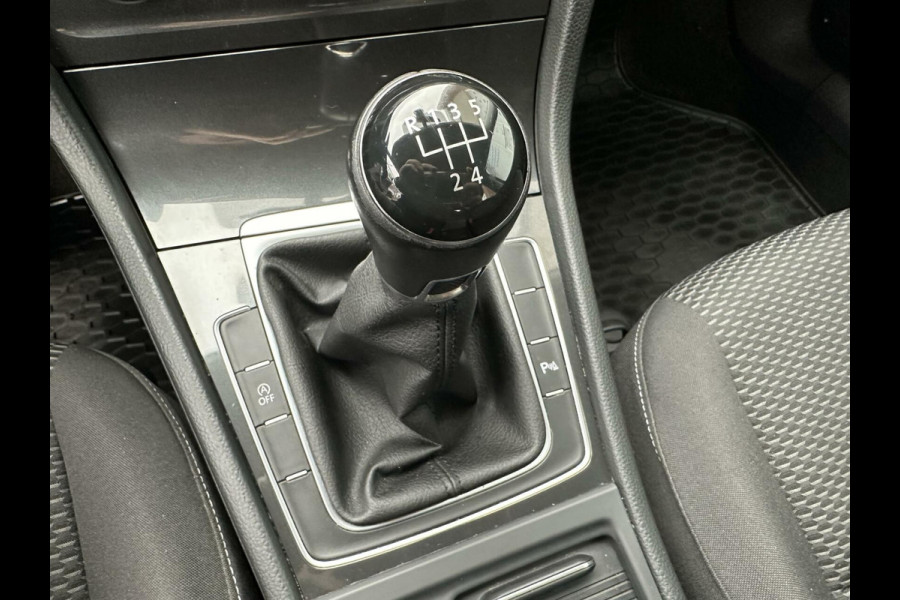 Volkswagen Golf 1.0 TSI Comfortline CarPlay LED Regensensor PDC Garantie
