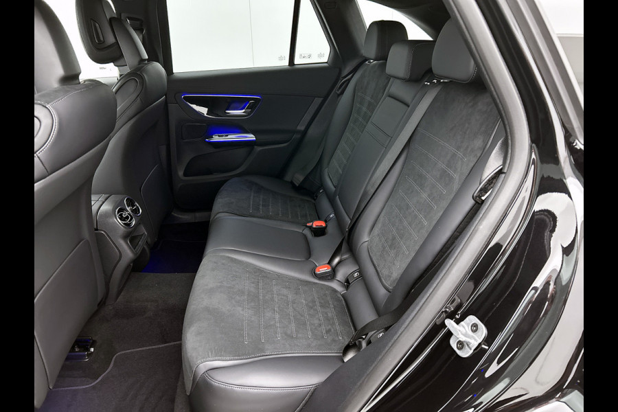 Mercedes-Benz GLC 300e 4MATIC Sport Edition | Premium Pakket | Nightpakket | Trekhaak | Rijassistentiepakket Plus | Winter pakket | Panoramaschuifdak | Smartphone integratie | 360°-camera | Mercedes-Benz GLC 300e 4MATIC Sport Edition | Premium Pakket | Nightpakket | Trekhaak | Rijassistentiepakket Plus | Winter pakket | Panoramaschuifdak | Smartphone integratie | 360°-camera |