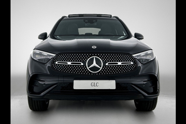 Mercedes-Benz GLC 300e 4MATIC Sport Edition | Premium Pakket | Nightpakket | Trekhaak | Rijassistentiepakket Plus | Winter pakket | Panoramaschuifdak | Smartphone integratie | 360°-camera | Mercedes-Benz GLC 300e 4MATIC Sport Edition | Premium Pakket | Nightpakket | Trekhaak | Rijassistentiepakket Plus | Winter pakket | Panoramaschuifdak | Smartphone integratie | 360°-camera |
