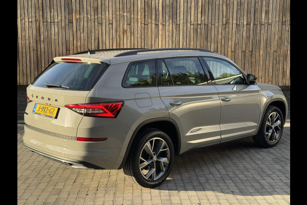 Škoda Kodiaq 1.5 TSI Sportline Automaat | Trekhaak uitklapbaar | Voorstoelen verwarmd | Cruise control adaptief | Rijstrooksensor | Grootlich