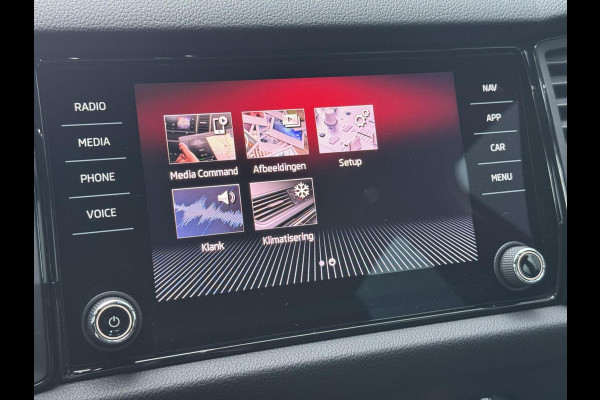 Škoda Kodiaq 1.5 TSI Sportline Automaat | Trekhaak uitklapbaar | Voorstoelen verwarmd | Cruise control adaptief | Rijstrooksensor | Grootlich