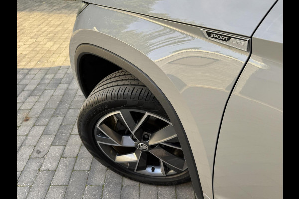 Škoda Kodiaq 1.5 TSI Sportline Automaat | Trekhaak uitklapbaar | Voorstoelen verwarmd | Cruise control adaptief | Rijstrooksensor | Grootlich
