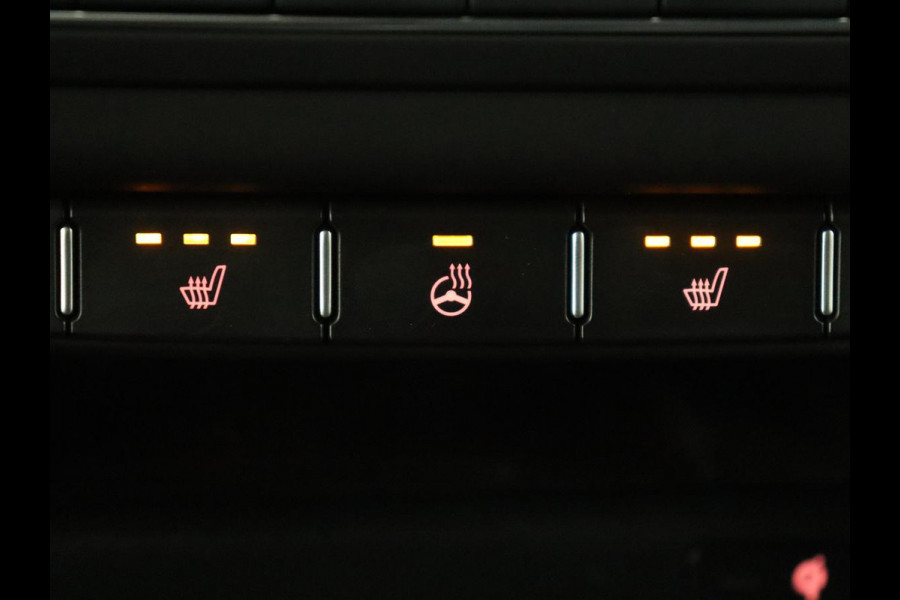 Kia ProCeed 1.4 T-GDI GT-PlusLine | Panoramadak | Trekhaak | Stoel & stuurverwarming | Camera | Adaptive cruise | JBL Sound | Carplay | Navigatie | Achterbankverwarming | Full LED | Keyless