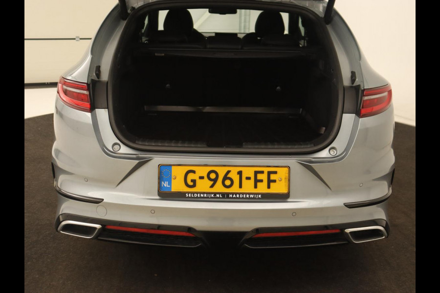 Kia ProCeed 1.4 T-GDI GT-PlusLine | Panoramadak | Trekhaak | Stoel & stuurverwarming | Camera | Adaptive cruise | JBL Sound | Carplay | Navigatie | Achterbankverwarming | Full LED | Keyless