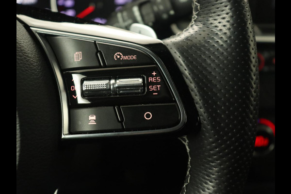 Kia ProCeed 1.4 T-GDI GT-PlusLine | Panoramadak | Trekhaak | Stoel & stuurverwarming | Camera | Adaptive cruise | JBL Sound | Carplay | Navigatie | Achterbankverwarming | Full LED | Keyless