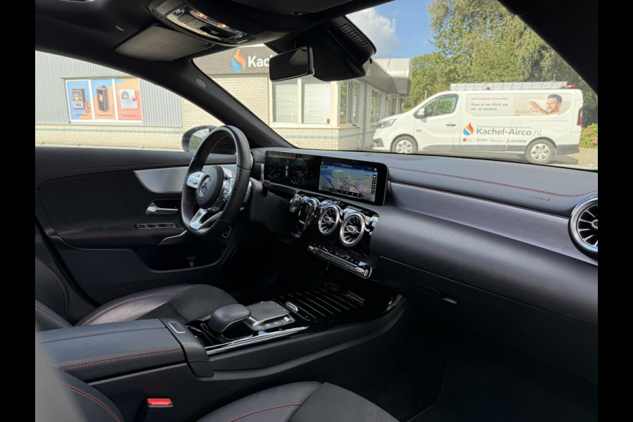 Mercedes-Benz CLA-Klasse Shooting Brake 180d Aut. AMG Sport Ed. | Panorama | Burmester | Keyless |