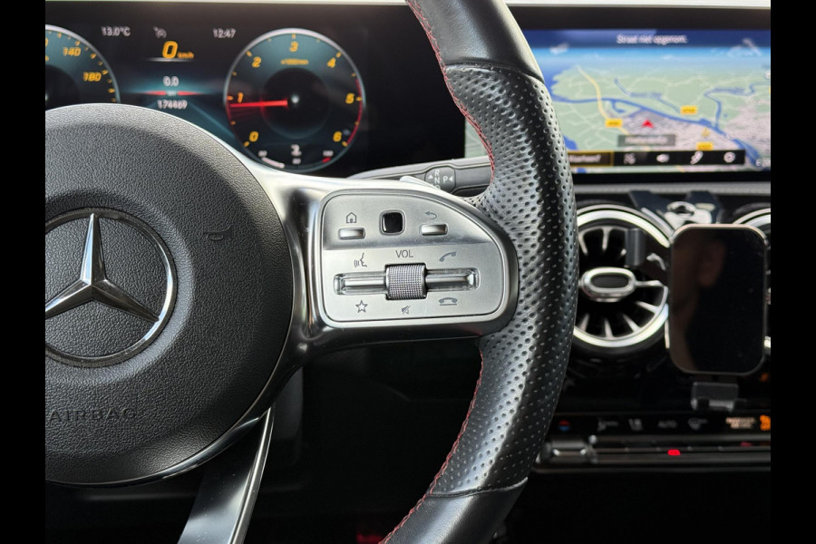 Mercedes-Benz CLA-Klasse Shooting Brake 180d Aut. AMG Sport Ed. | Panorama | Burmester | Keyless |