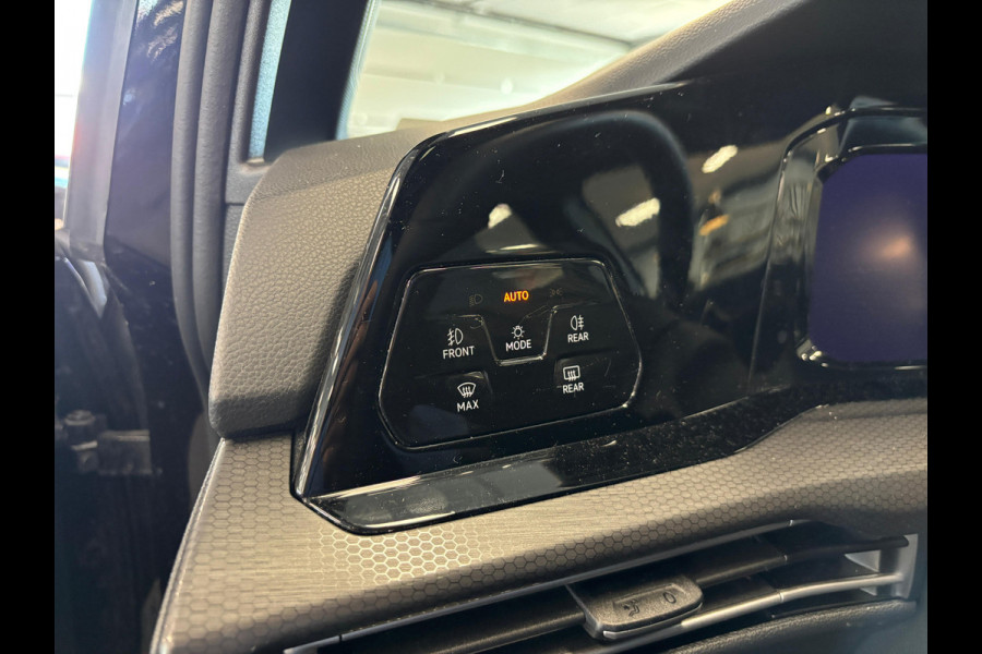 Volkswagen Golf 1.4 eHybrid GTE PANORAMADAK ADAPTIVE CRUISE CONTROL 18 INCH VELGEN