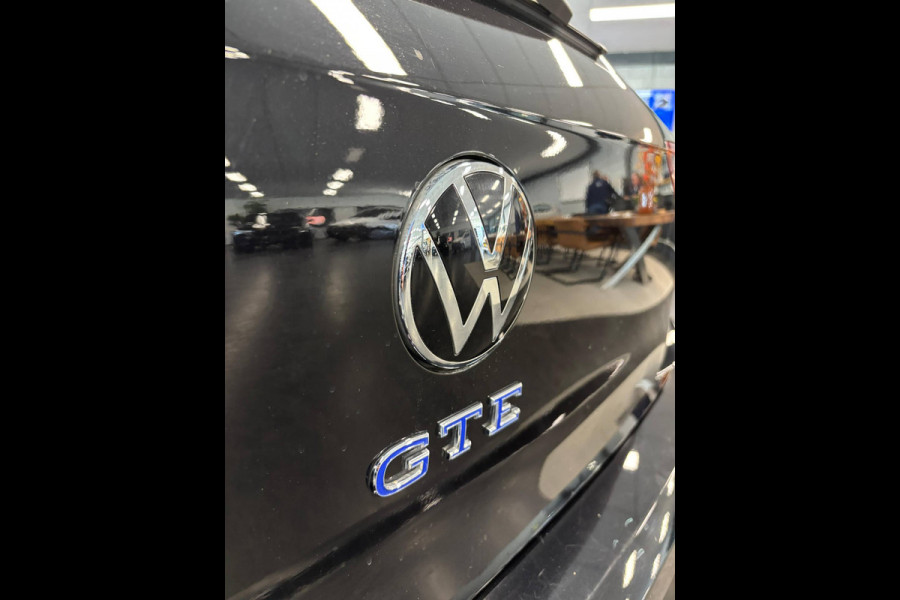 Volkswagen Golf 1.4 eHybrid GTE PANORAMADAK ADAPTIVE CRUISE CONTROL 18 INCH VELGEN