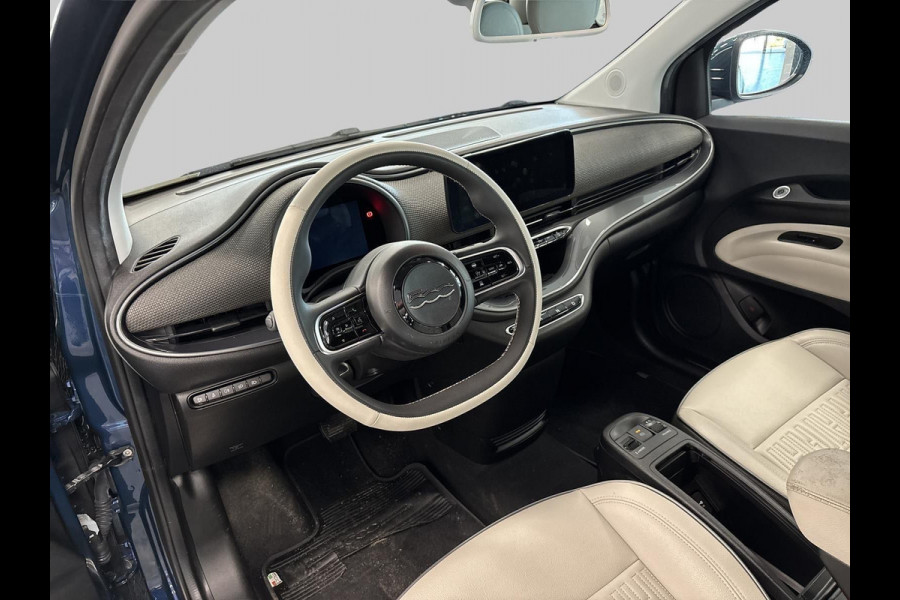 Fiat 500 La Prima 42 kWh CABRIO LEDERENBEKLEDING