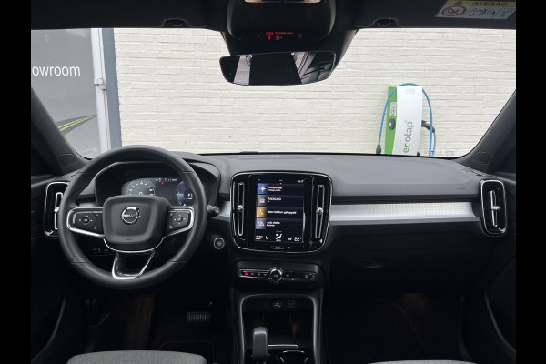 Volvo XC40 1.5 T4 Plug-in hybrid Plus Bright | Harman Kardon | Memory | Zwenkbare trekhaak |