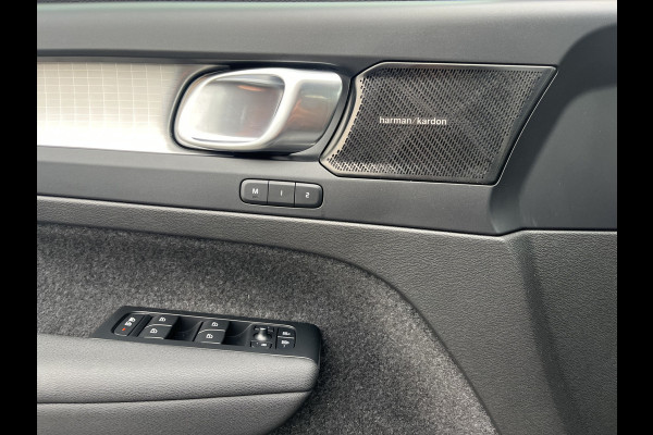 Volvo XC40 1.5 T4 Plug-in hybrid Plus Bright | Harman Kardon | Memory | Zwenkbare trekhaak |