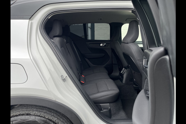 Volvo XC40 1.5 T5 Recharge R-Design Expression | Harman Kardon | Cruise control | Achterbank verwarmd |