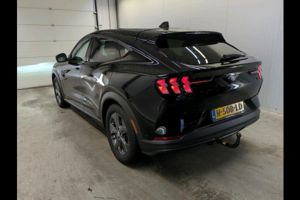 Ford Mustang Mach-E RWD 75 kWh | Trekhaak | B&O Sound | 360 Camera |
