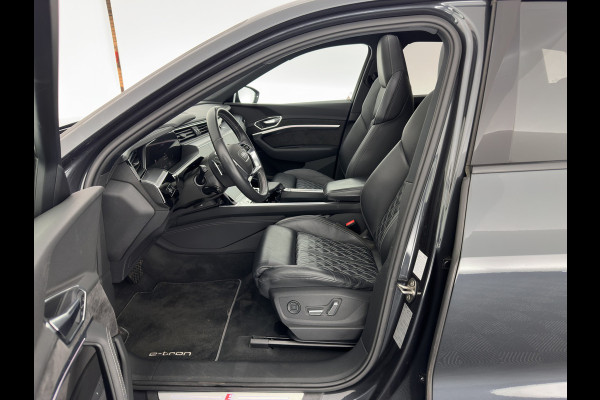 Audi e-tron 55 quattro advanced 95 kWh [3-Fase] {SOH-92%} *PANO | LUXURY-LEATHER | FULL-LED | BANG&OLUFSEN | ADAPTIVE-CRUISE | MEMORY-PACK | BLIND-SPOT | TOP-VIEW | SPORT/HEATED-SEATS | KEYLESS | DAB+ | ECC | PDC | 22''ALU*