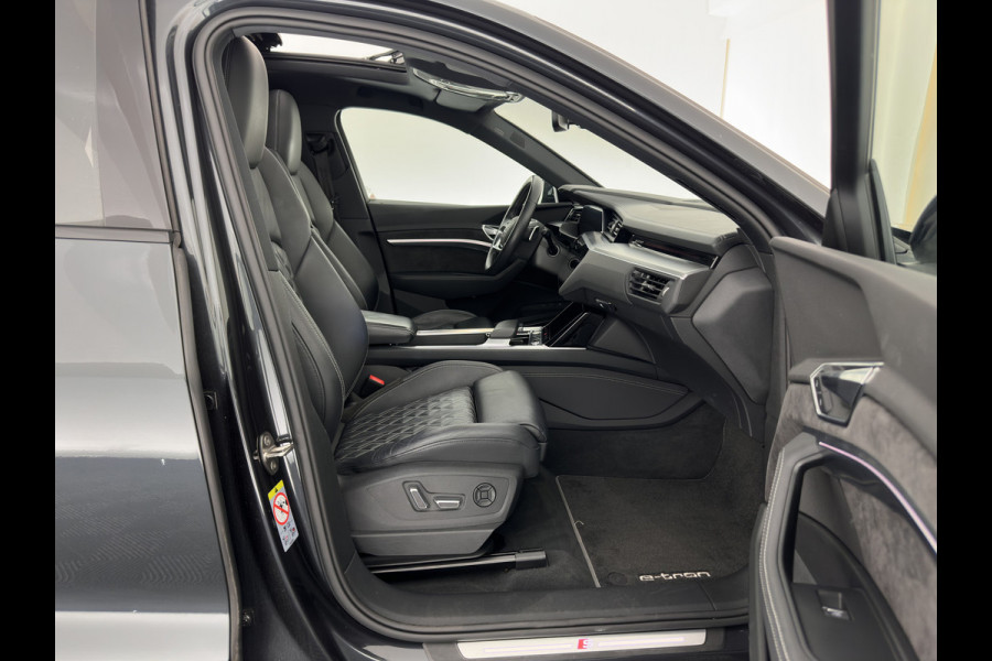 Audi e-tron 55 quattro advanced 95 kWh [3-Fase] {SOH-92%} *PANO | LUXURY-LEATHER | FULL-LED | BANG&OLUFSEN | ADAPTIVE-CRUISE | MEMORY-PACK | BLIND-SPOT | TOP-VIEW | SPORT/HEATED-SEATS | KEYLESS | DAB+ | ECC | PDC | 22''ALU*