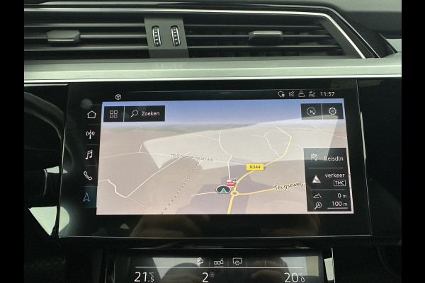Audi e-tron 55 quattro advanced 95 kWh [3-Fase] {SOH-92%} *PANO | LUXURY-LEATHER | FULL-LED | BANG&OLUFSEN | ADAPTIVE-CRUISE | MEMORY-PACK | BLIND-SPOT | TOP-VIEW | SPORT/HEATED-SEATS | KEYLESS | DAB+ | ECC | PDC | 22''ALU*