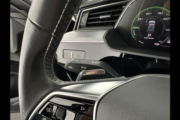 Audi e-tron 55 quattro advanced 95 kWh [3-Fase] {SOH-92%} *PANO | LUXURY-LEATHER | FULL-LED | BANG&OLUFSEN | ADAPTIVE-CRUISE | MEMORY-PACK | BLIND-SPOT | TOP-VIEW | SPORT/HEATED-SEATS | KEYLESS | DAB+ | ECC | PDC | 22''ALU*