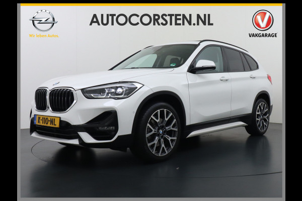 BMW X1 sDrive20i Automaat Leder Panoramadak Trekhaak Navi-Pro Ecc Cruise Control High Executive Sport Line Keyless Pdc Stoelverwarming Led Elek.Achterklep Privacy Glas Mooie complete auto!