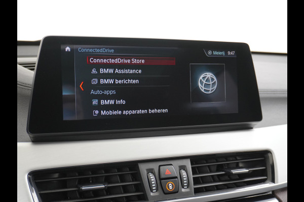 BMW X1 sDrive20i Automaat Leder Panoramadak Trekhaak Navi-Pro Ecc Cruise Control High Executive Sport Line Keyless Pdc Stoelverwarming Led Elek.Achterklep Privacy Glas Mooie complete auto!