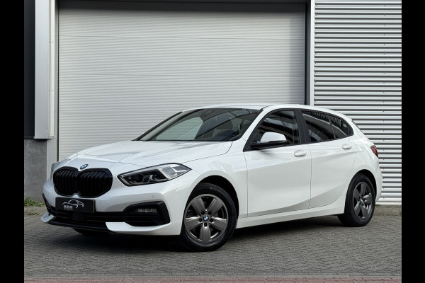 BMW 1-serie 116i Business Edition | Apple Carplay | DAB+ | PDC V+A