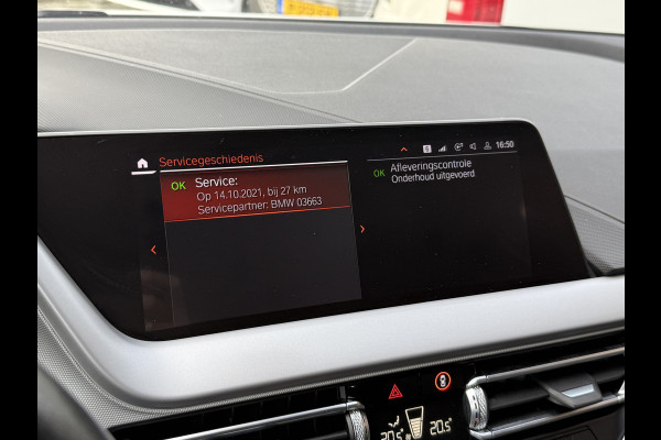 BMW 1-serie 116i Business Edition | Apple Carplay | DAB+ | PDC V+A