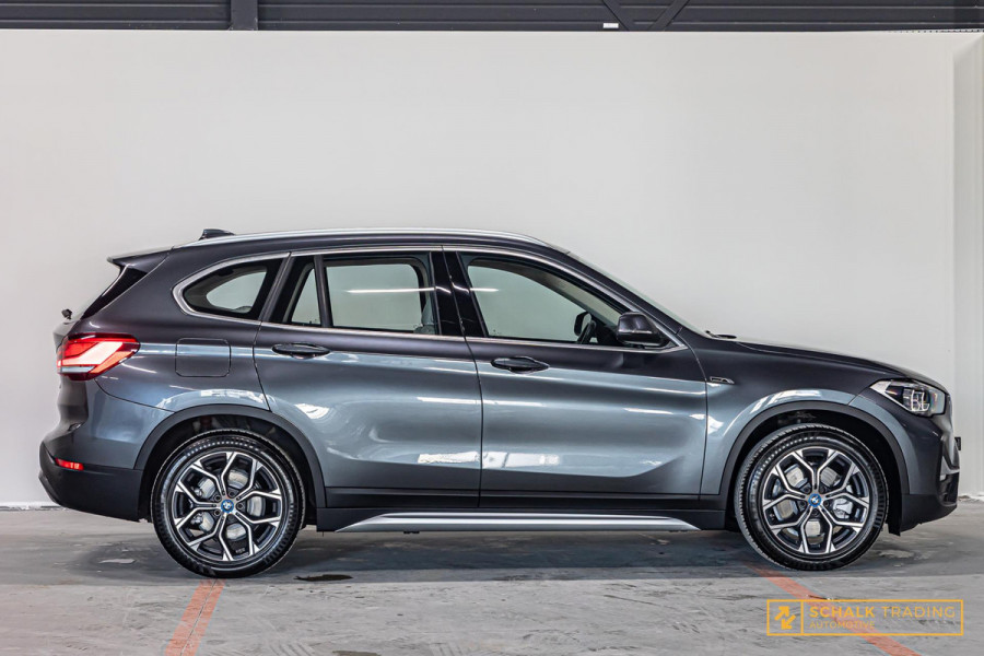 BMW X1 XDrive25e Executive|Leder|Carplay|LED|StoelV|Garantie