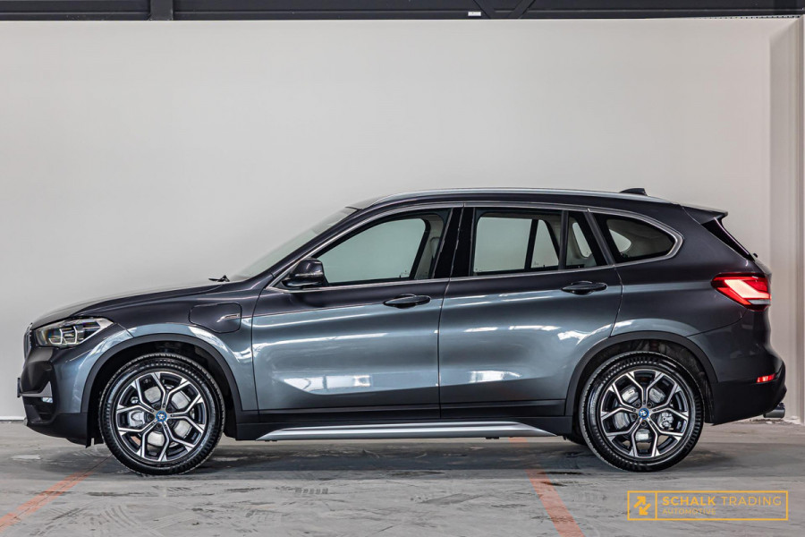 BMW X1 XDrive25e Executive|Leder|Carplay|LED|StoelV|Garantie