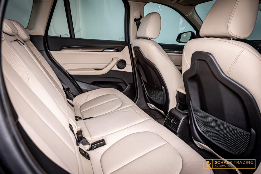 BMW X1 XDrive25e Executive|Leder|Carplay|LED|StoelV|Garantie