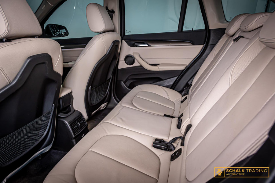 BMW X1 XDrive25e Executive|Leder|Carplay|LED|StoelV|Garantie