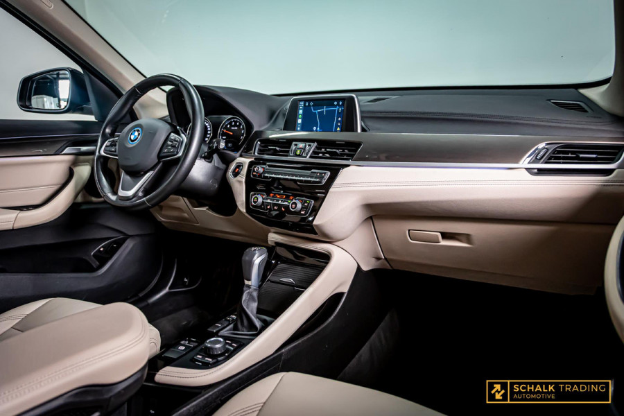 BMW X1 XDrive25e Executive|Leder|Carplay|LED|StoelV|Garantie