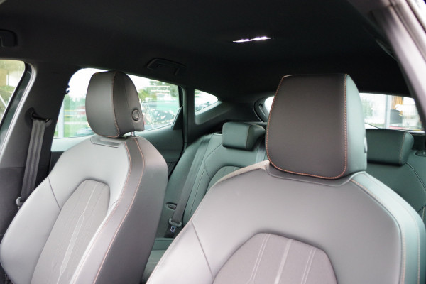 CUPRA Formentor 1.4 e-Hybrid Business 204 PK PHEV, Climate Control, Adap. Cruise Control, Carplay