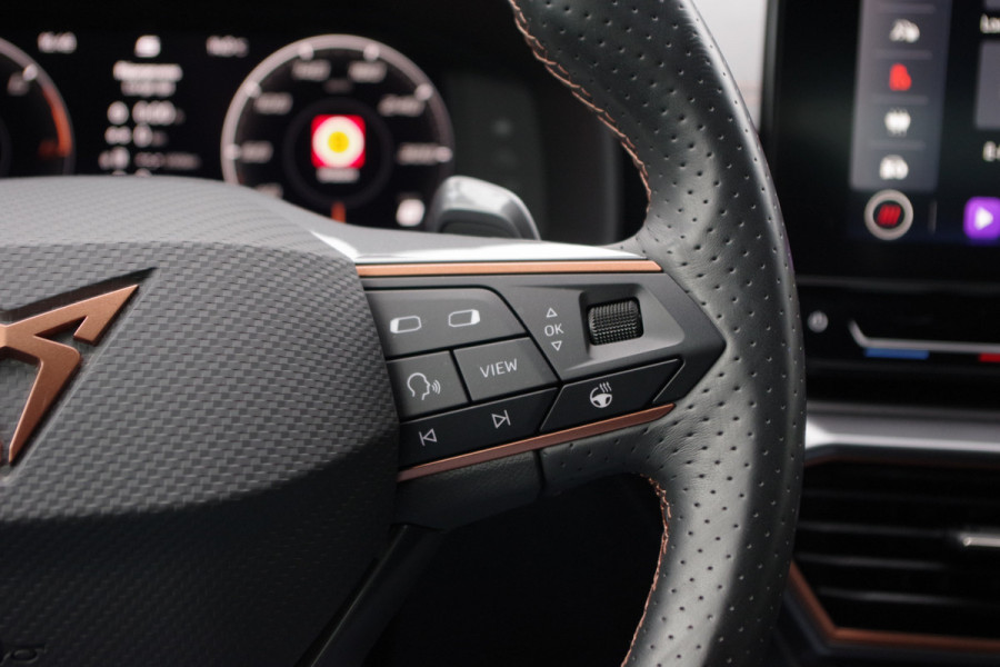 CUPRA Formentor 1.4 e-Hybrid Business 204 PK PHEV, Climate Control, Adap. Cruise Control, Carplay