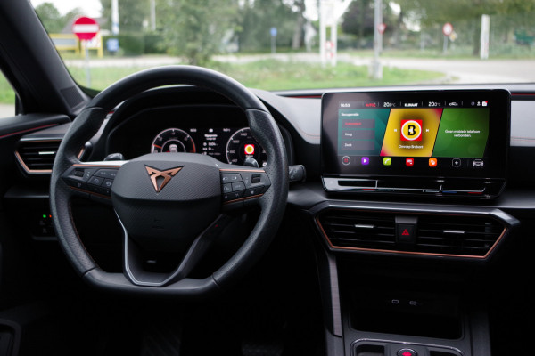 CUPRA Formentor 1.4 e-Hybrid Business 204 PK PHEV, Climate Control, Adap. Cruise Control, Carplay
