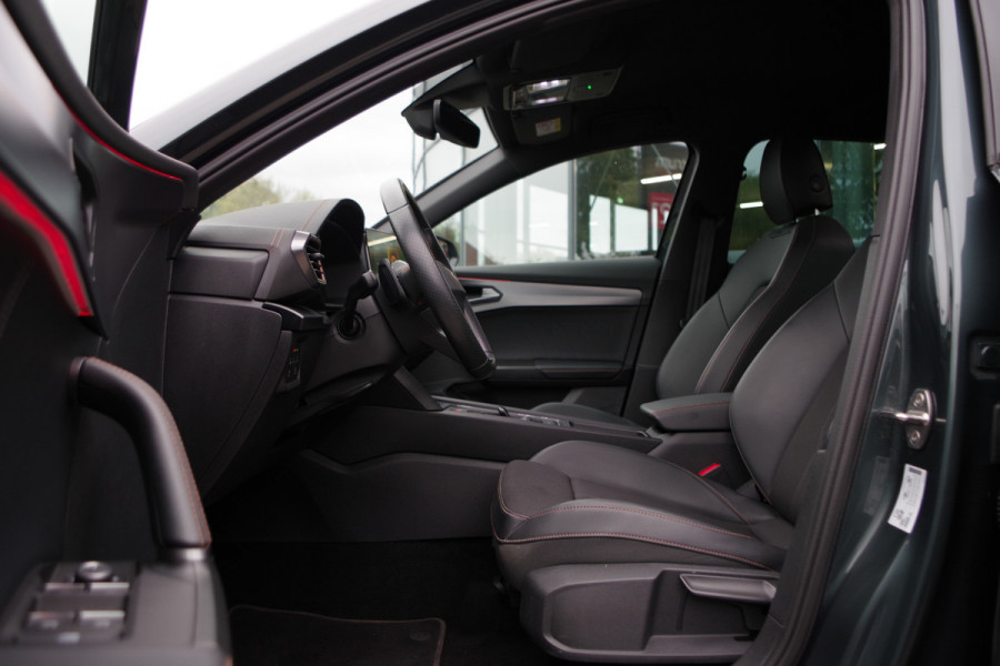 CUPRA Formentor 1.4 e-Hybrid Business 204 PK PHEV, Climate Control, Adap. Cruise Control, Carplay