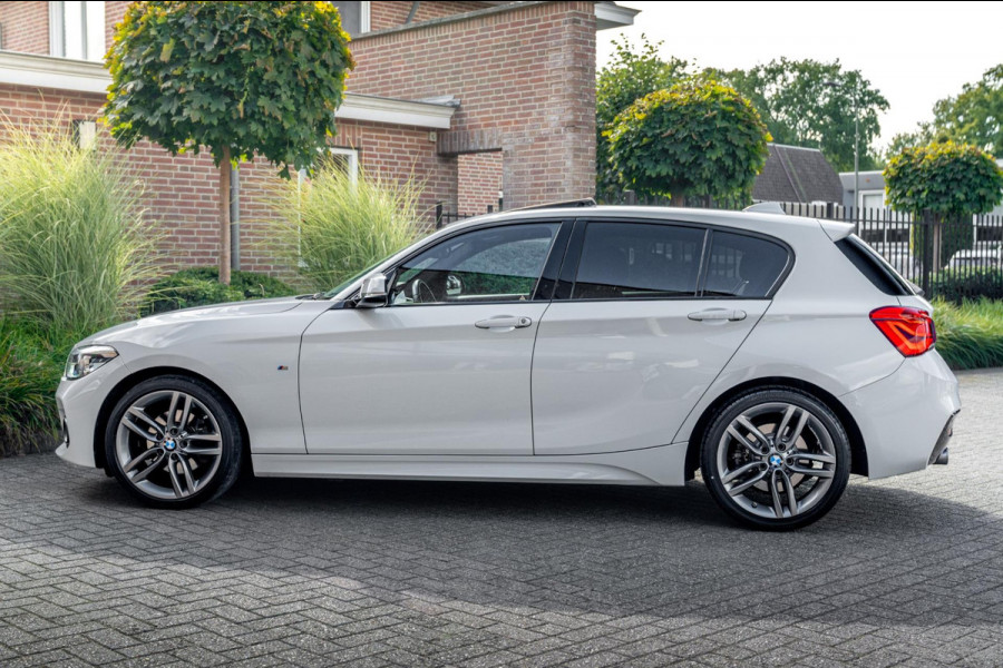BMW 1-serie 120i Centennial High Executive 184 PK Aut. M-Sport Schuifdak Camera 18''