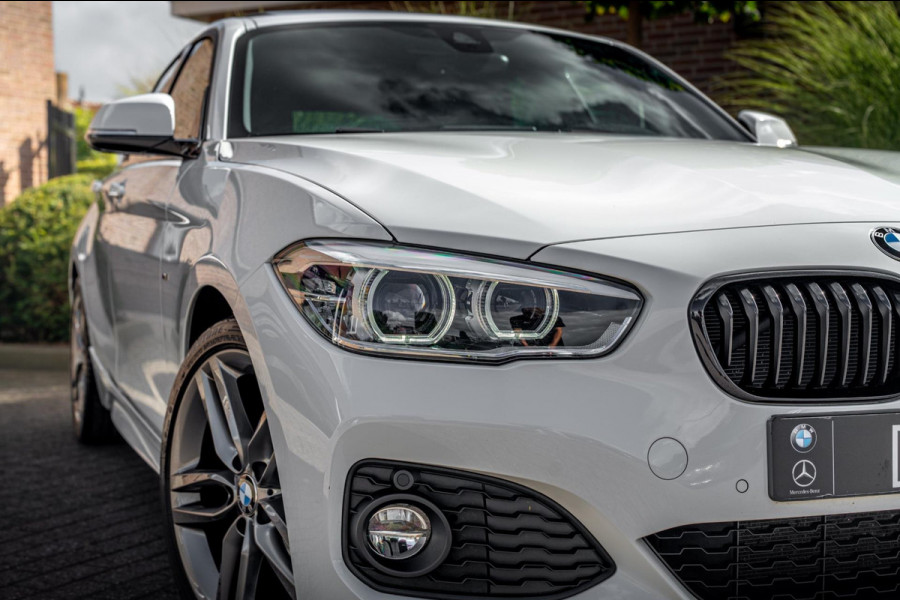 BMW 1-serie 120i Centennial High Executive 184 PK Aut. M-Sport Schuifdak Camera 18''