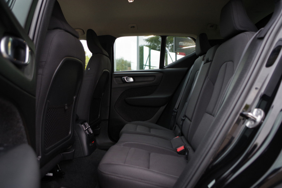 Volvo XC40 1.5 T4 Recharge Inscription Expression 211 PK PHEV, Winterpakket, Adap. Cruise Control, Camera