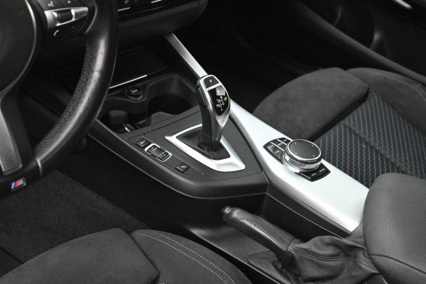 BMW 1-serie 120i Centennial High Executive 184 PK Aut. M-Sport Schuifdak Camera 18''