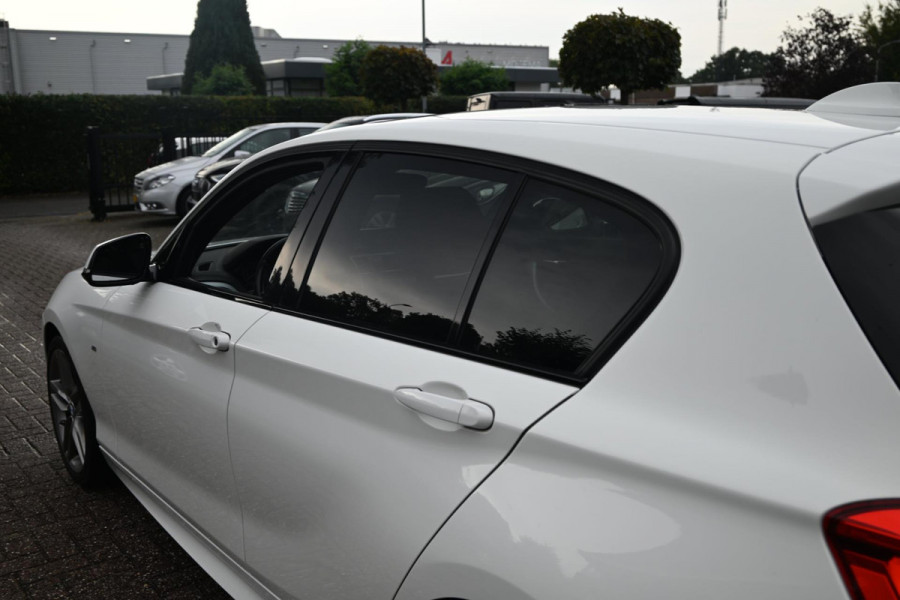 BMW 1-serie 120i Centennial High Executive 184 PK Aut. M-Sport Schuifdak Camera 18''
