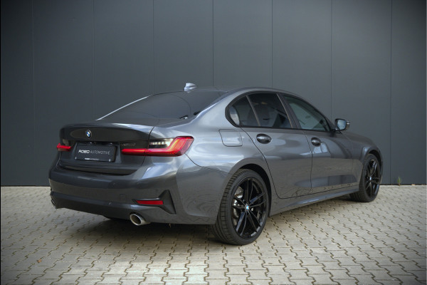 BMW 3-serie 330e eDrive Edition Sportline | Stoelverwarming | Cruise Control | Leer | Camera | Keyless | Apple Carplay | Ambiance Verlichting | HIFI | Parkeersensoren | Navigatie | NAP | Sport