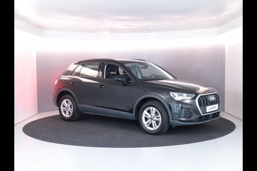 Audi Q3 45 TFSI e Advanced edition 245pk | Navigatie via App | Android auto | Parkeercamera | Verwarmbare voorstoelen