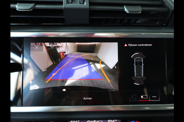 Audi Q3 45 TFSI e Advanced edition 245pk | Navigatie via App | Android auto | Parkeercamera | Verwarmbare voorstoelen