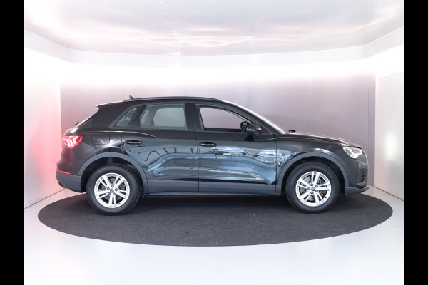 Audi Q3 45 TFSI e Advanced edition 245pk | Navigatie via App | Android auto | Parkeercamera | Verwarmbare voorstoelen
