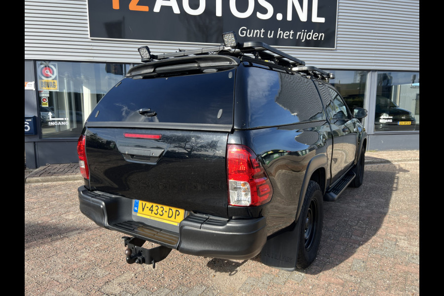 Toyota Hilux 2.4 D-4D-F Xtra Cab Professional