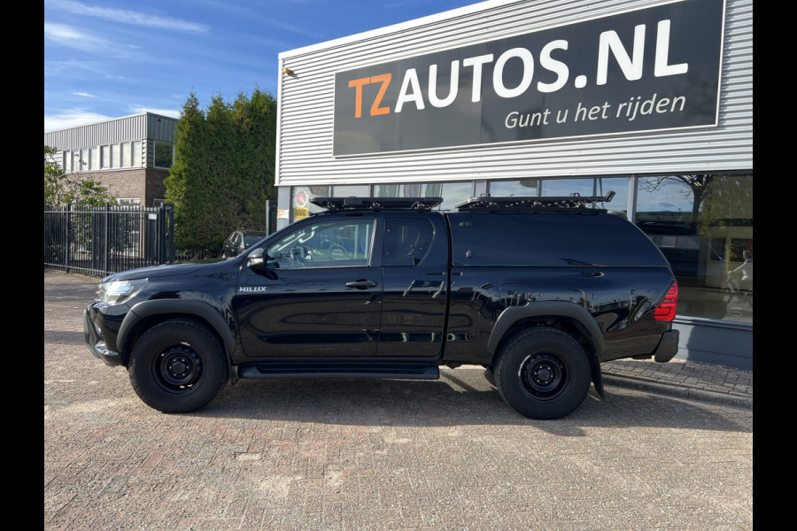 Toyota Hilux 2.4 D-4D-F Xtra Cab Professional