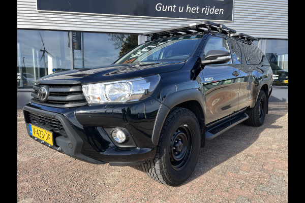 Toyota Hilux 2.4 D-4D-F Xtra Cab Professional