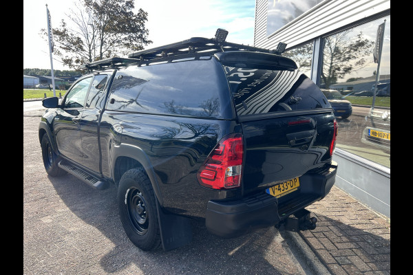 Toyota Hilux 2.4 D-4D-F Xtra Cab Professional