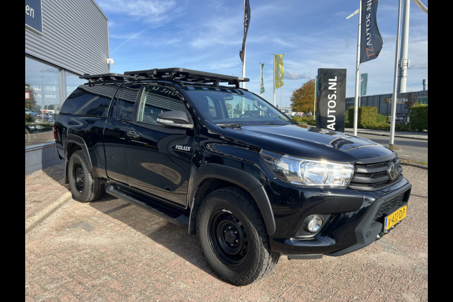 Toyota Hilux 2.4 D-4D-F Xtra Cab Professional
