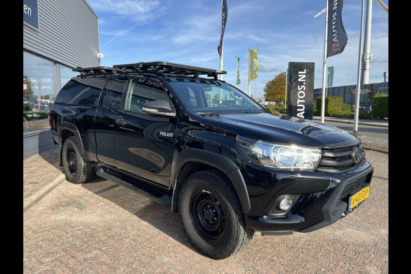 Toyota Hilux 2.4 D-4D-F Xtra Cab Professional